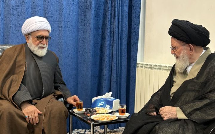 دیدار تولیت معظم آستان قدس رضوی با آیت الله حسینی زنجانی